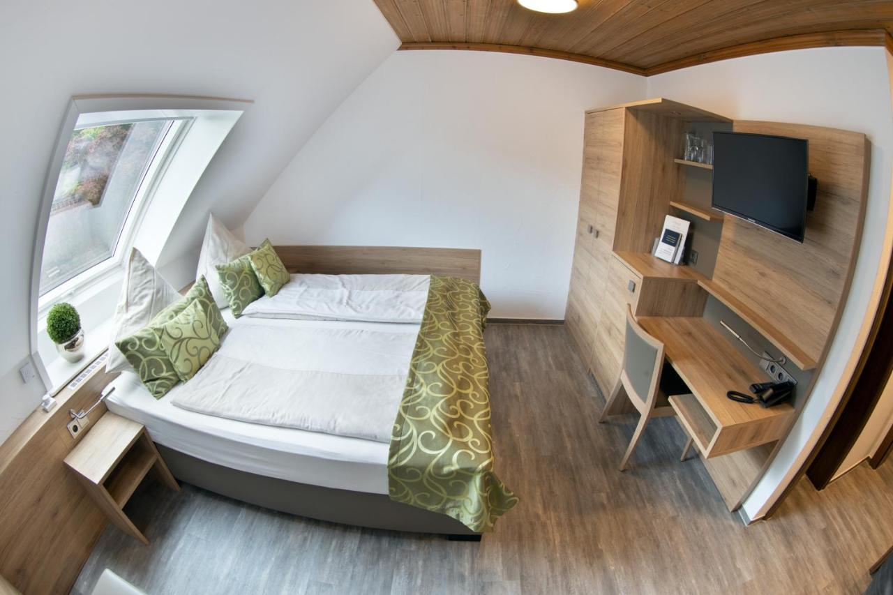 Deeke'S Quellenhof Hotel Lubbecke Ngoại thất bức ảnh