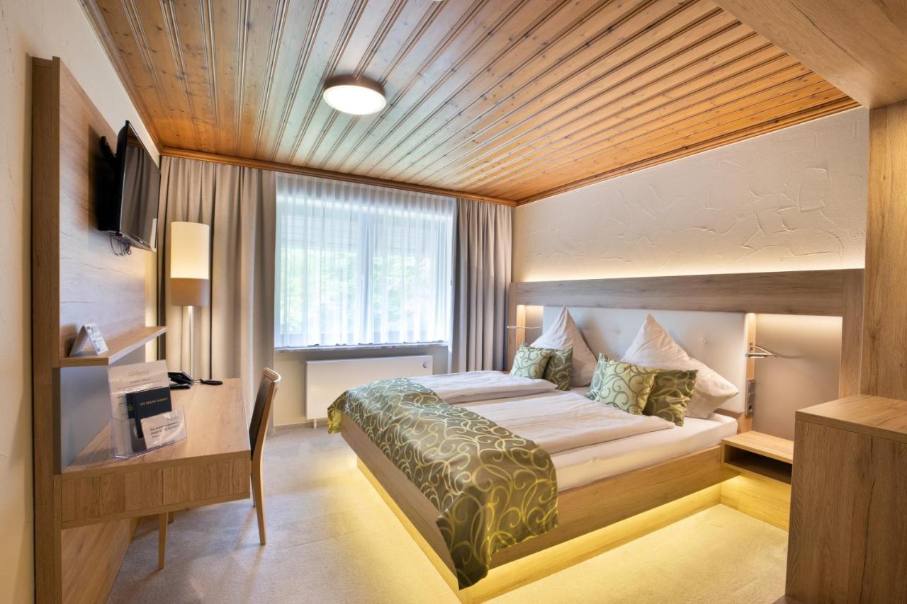 Deeke'S Quellenhof Hotel Lubbecke Ngoại thất bức ảnh