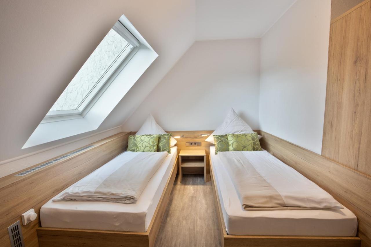 Deeke'S Quellenhof Hotel Lubbecke Ngoại thất bức ảnh