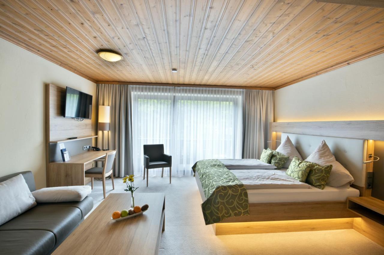Deeke'S Quellenhof Hotel Lubbecke Ngoại thất bức ảnh